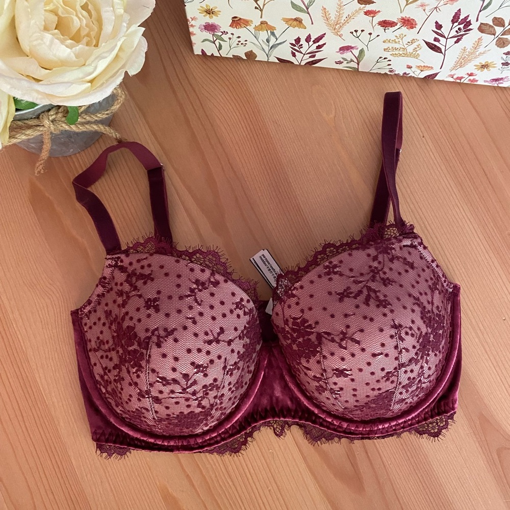 Victoria’s Secret Dream Angels bra sz 32DDD